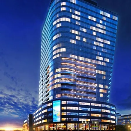 Hanza Tower Sky - 24 Family With Spa Pool & Jacuzzi & Sauna Lejlighed